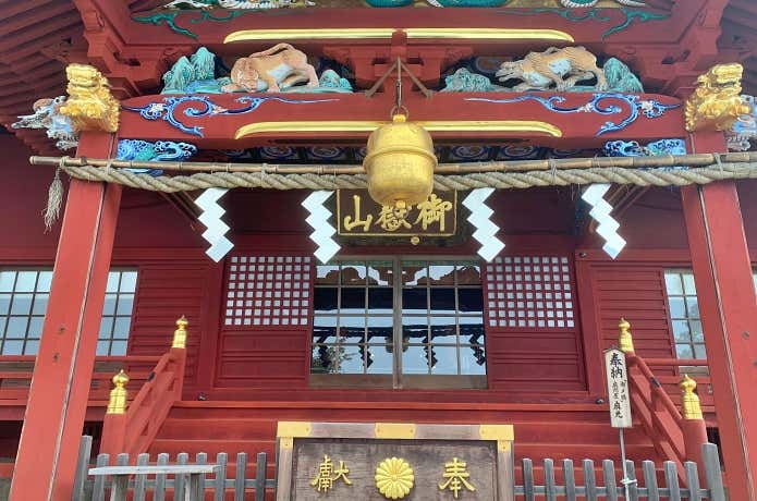 武蔵御嶽神社 幣殿・拝殿