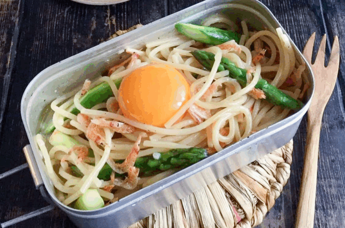 メスティンレシピ / 桜海老とアスパラの和風パスタ
