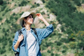 山でも街でもおしゃれに紫外線対策！UVカット帽子の選び方＆おすすめモデル25選