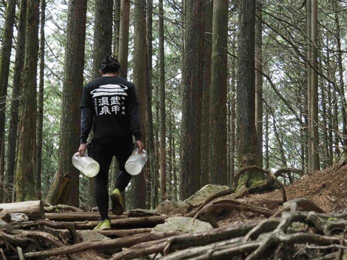 水歩荷