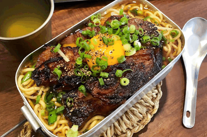 メスティンレシピ / 炙りチャーシュー麺