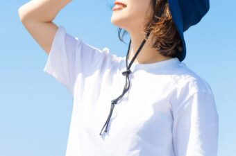 夏の登山の日焼け対策に！UVカットTシャツで紫外線をカット