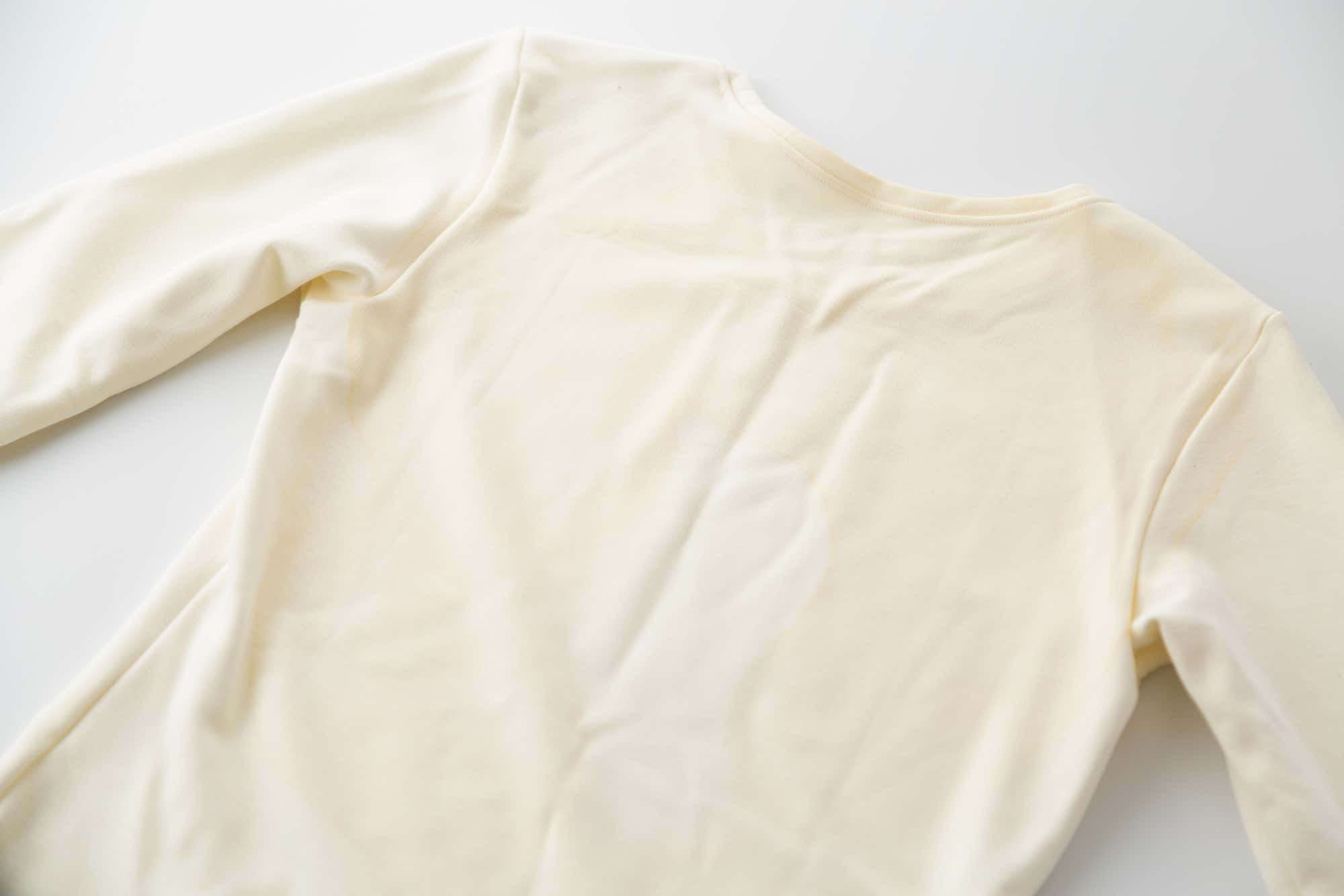 白いTシャツ