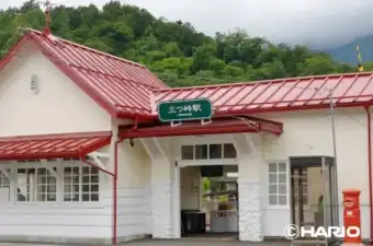 三つ峠駅に駅舎カフェ「Meets to get」オープン