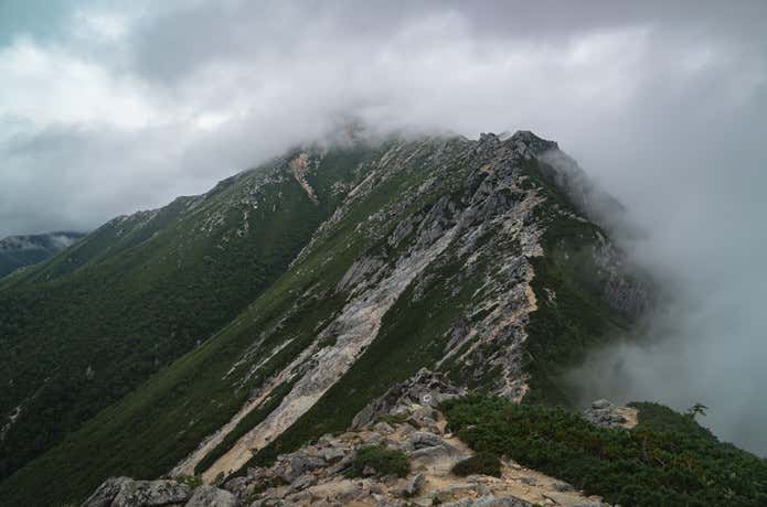 常念岳の岩稜帯