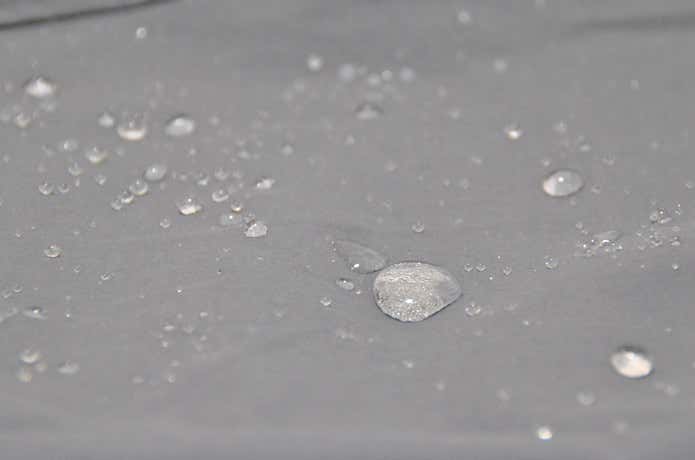 撥水している素材