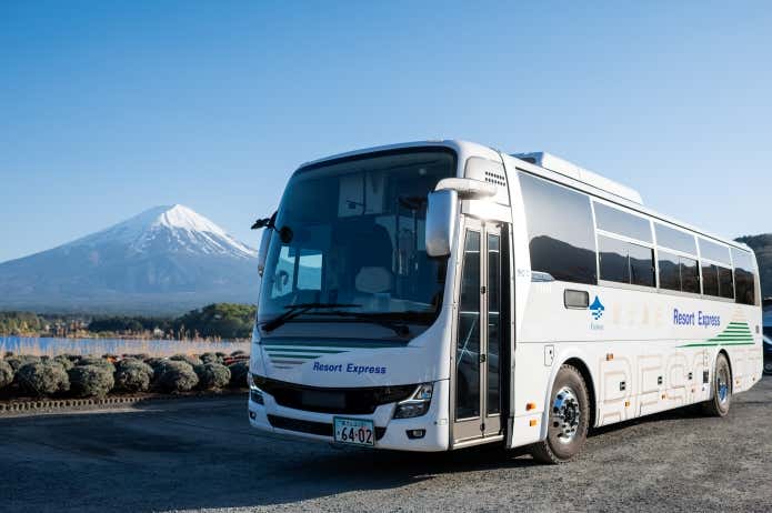 バスタ新宿発「富士山五合目線」