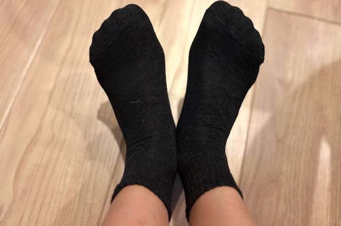 洗濯後の使い捨て靴下