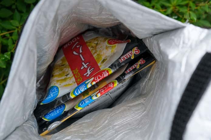 アルファ化米が2つ入るサイズ