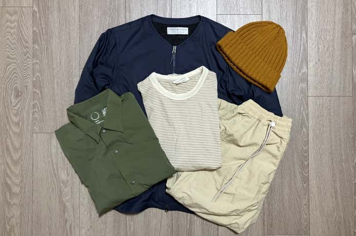 アースカラーの登山ウェア
