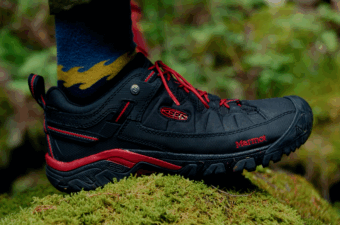 KEEN × Marmot「Targhee EXP WP（ターギー イーエックスピー ウォータープルーフ）」
