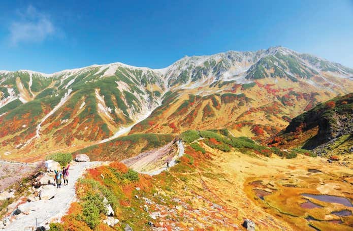 一足早い紅葉を満喫!黒部ダムと立山黒部アルペンルートの旅