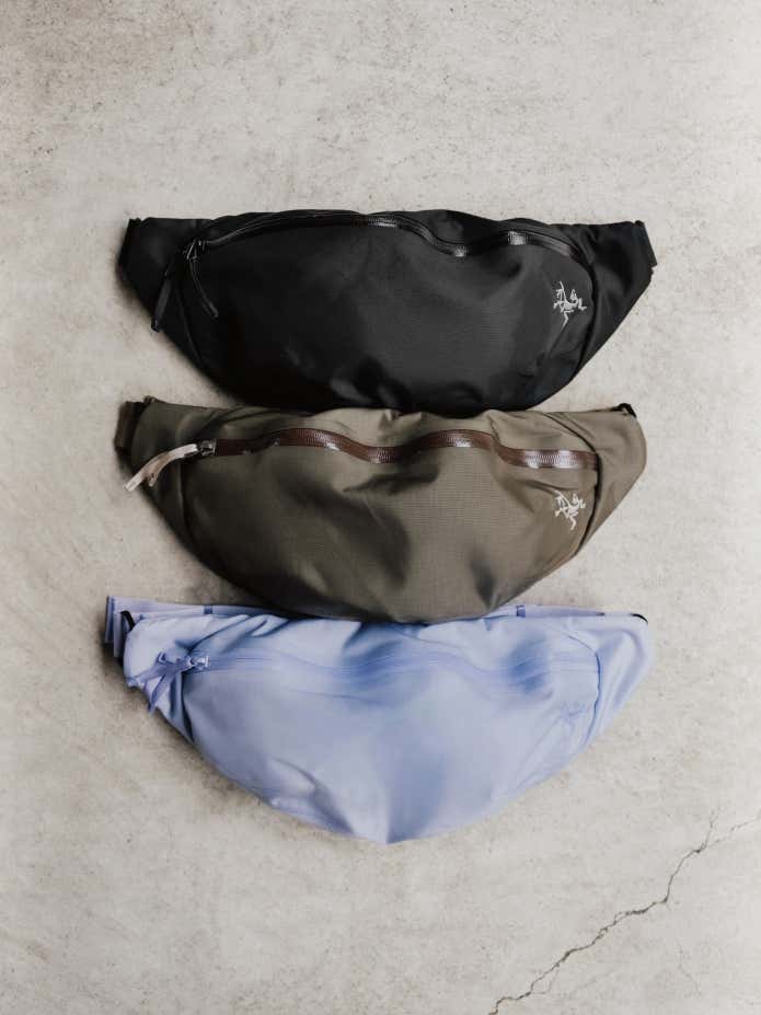 AXIOS 4 CROSSBODY(アクシオス 4 クロスボディ)