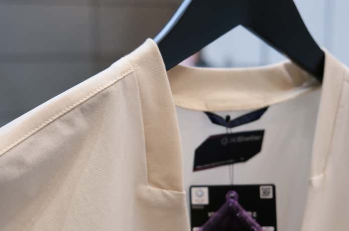 襟のリブ