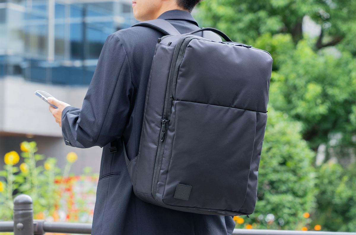 使いやすさを追求したDODのビジネスバッグ「バリビジバCD（L）」