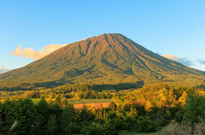 秋の羊蹄山