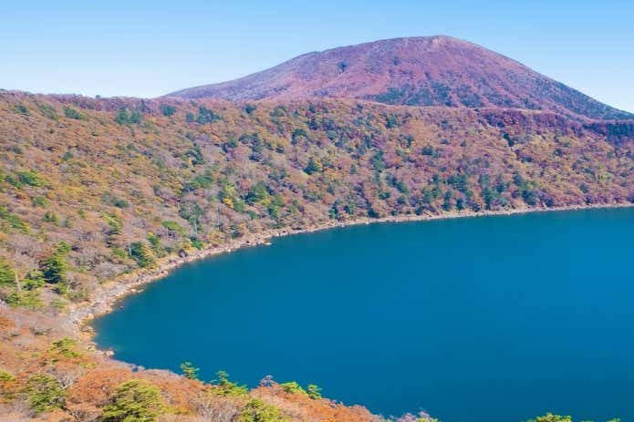 令和7年11月15日撮影　大浪池から望む韓国岳
